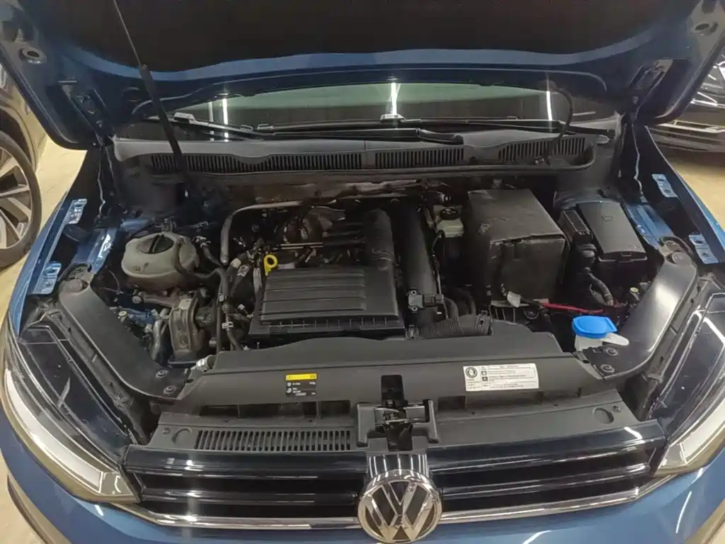 Volkswagen Touran — миниатюра 20
