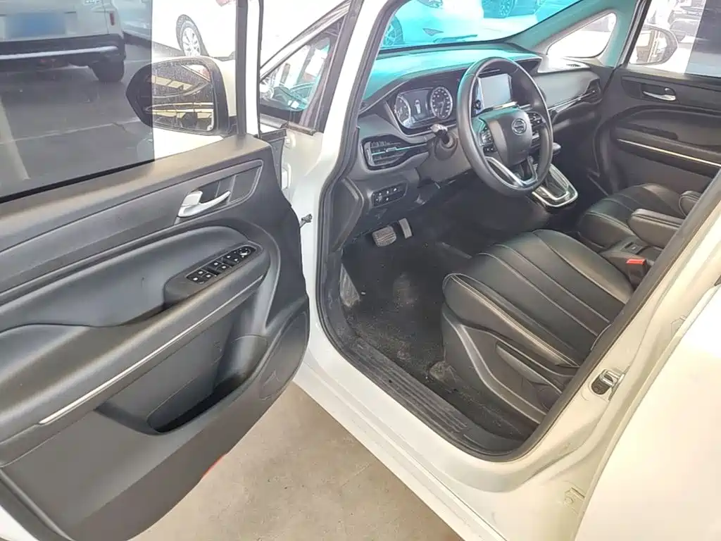 GAC Motor Trumpchi M6 — миниатюра 16