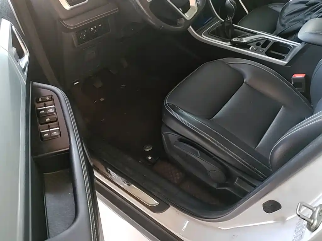 Geely Vision X6 — миниатюра 16