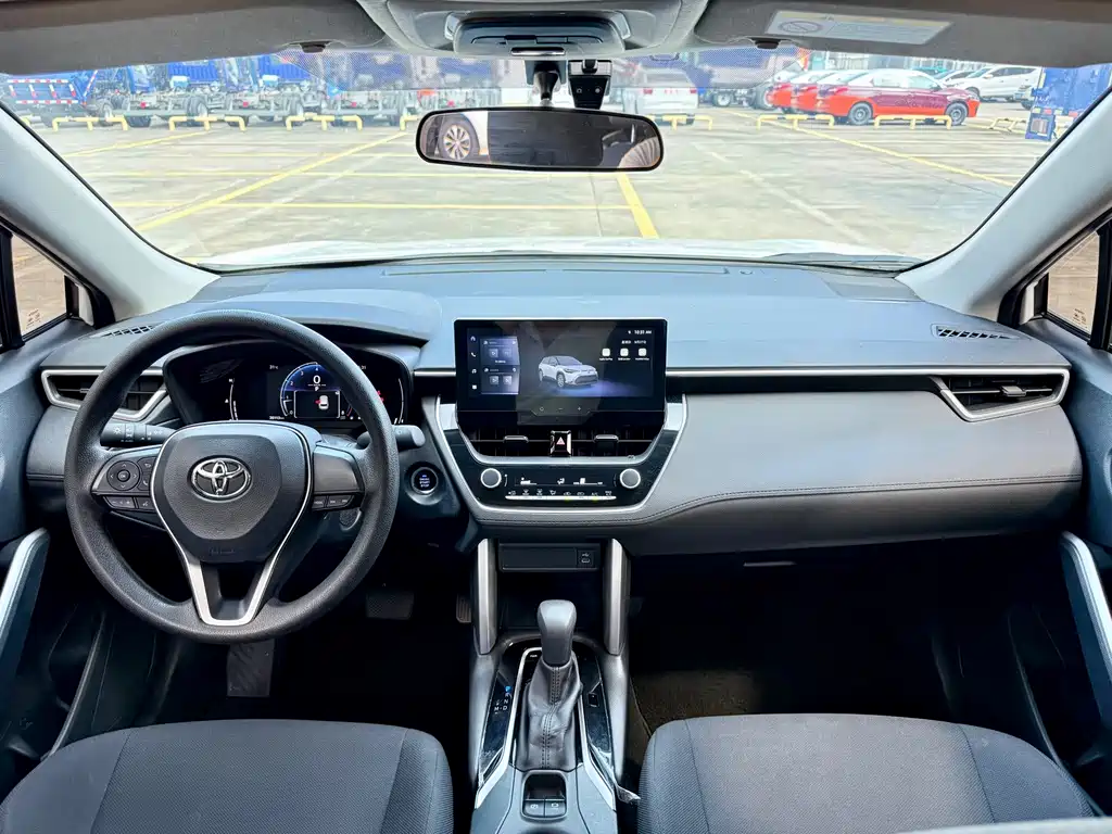 Toyota Frontlander — миниатюра 10