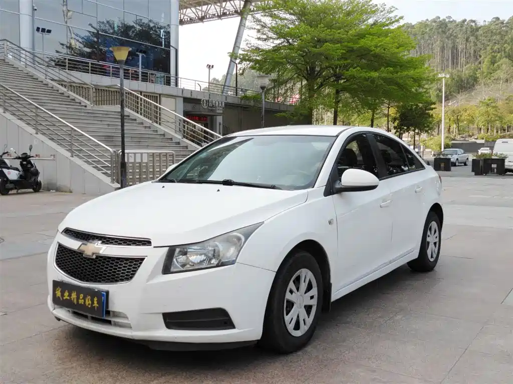 Chevrolet Cruze 2013 1.6L SL MT