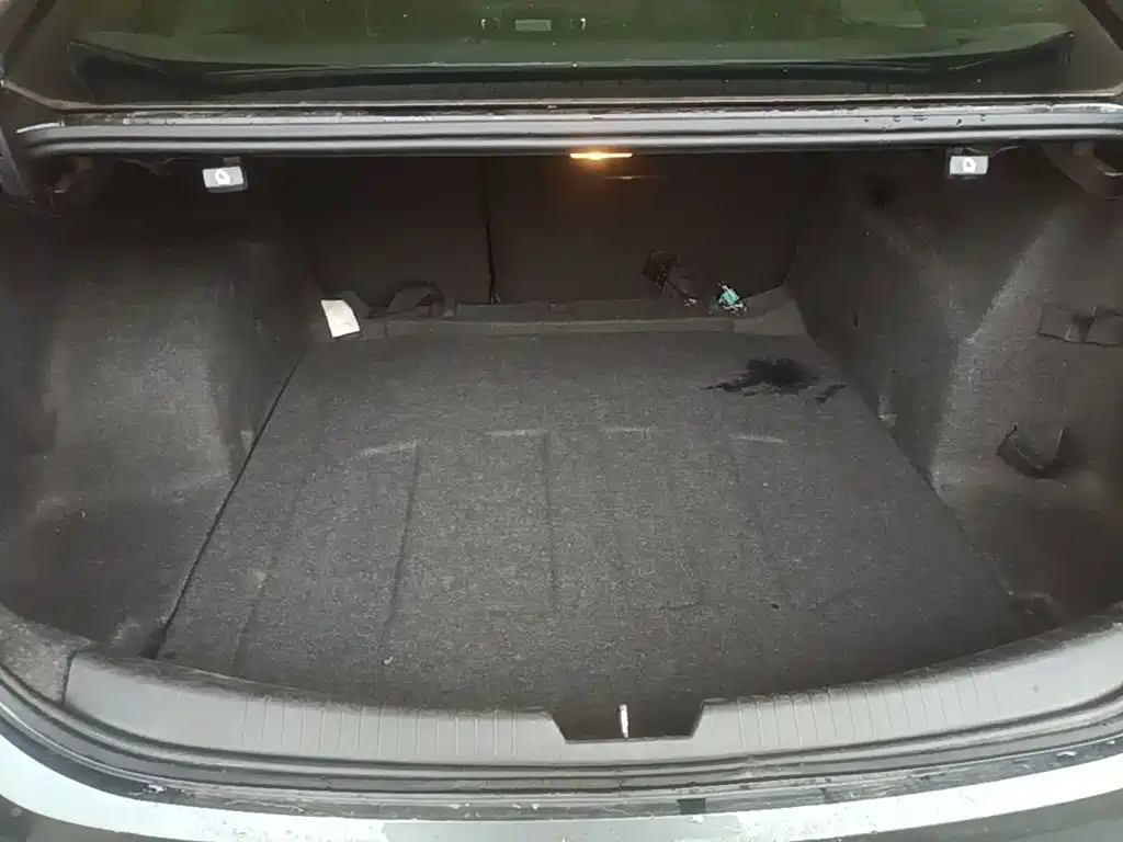 Chevrolet Malibu XL — миниатюра 16