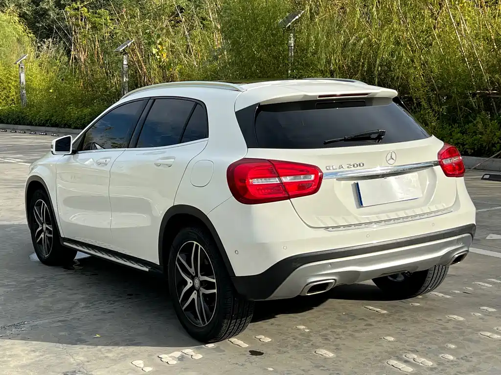 Mercedes-Benz GLA — миниатюра 7