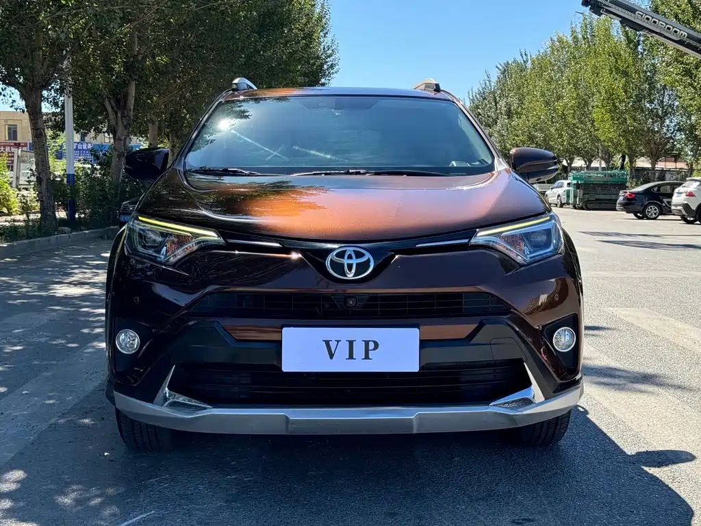 Toyota RAV4 — миниатюра 2