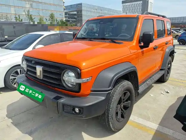2022 TANK 300