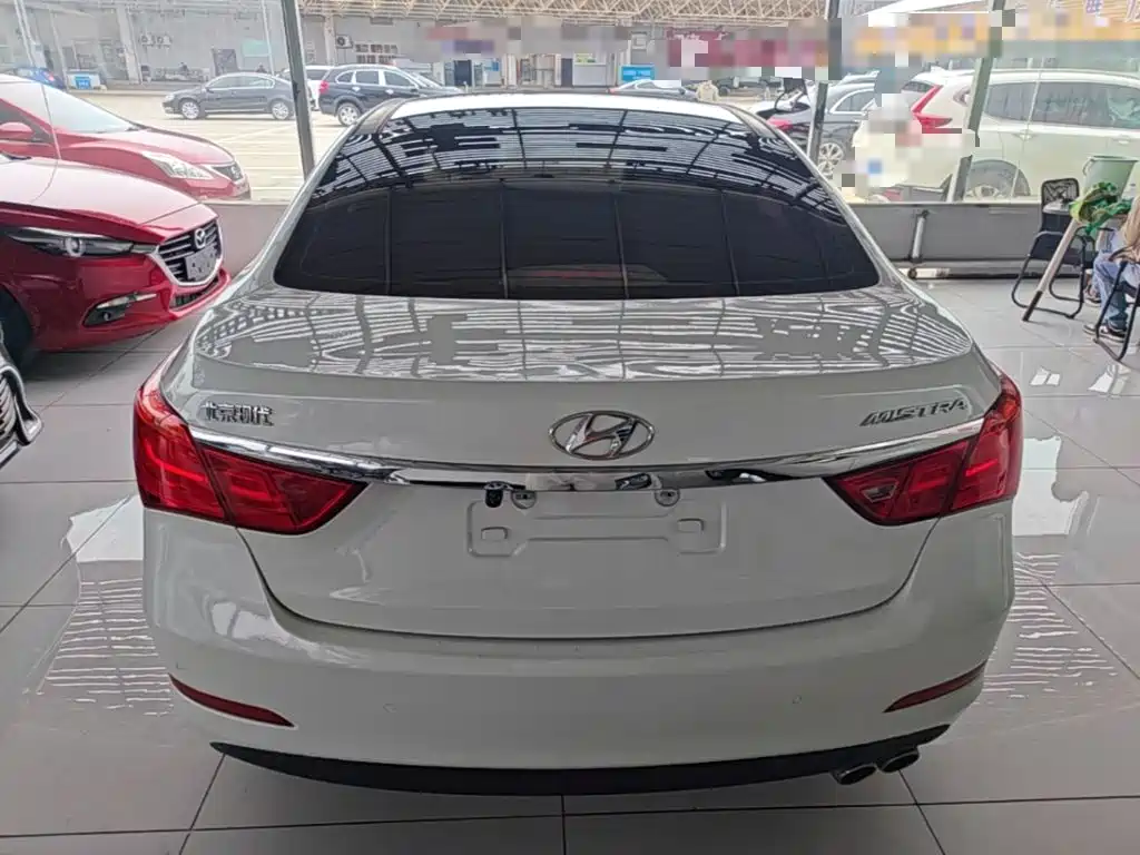 Hyundai Mistra — миниатюра 6