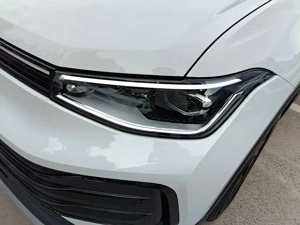 Volkswagen Tharu — миниатюра 24