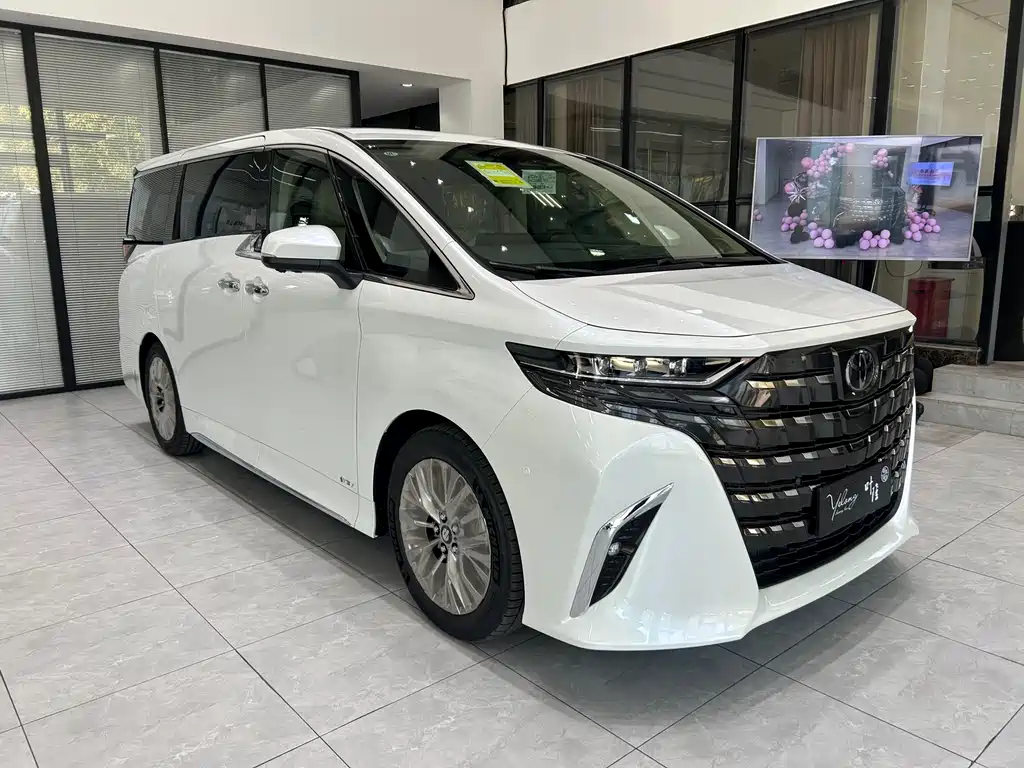 Toyota Alphard 0