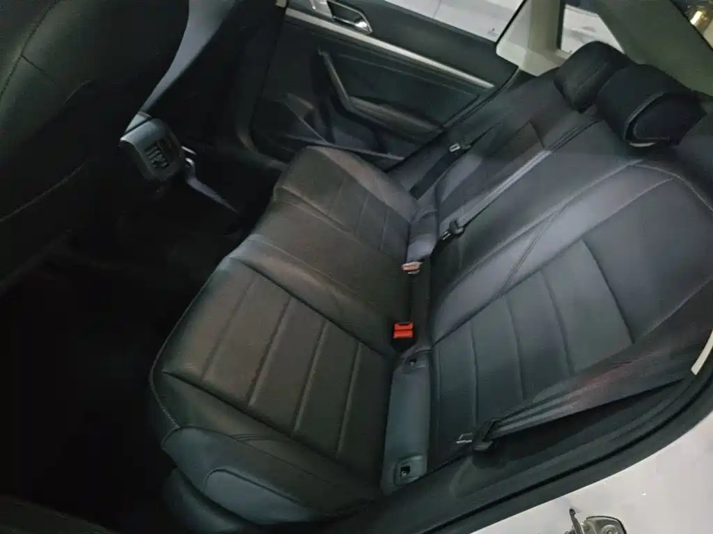 Volkswagen Lavida — миниатюра 17
