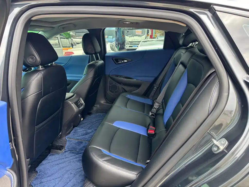 Chevrolet Malibu XL — миниатюра 5