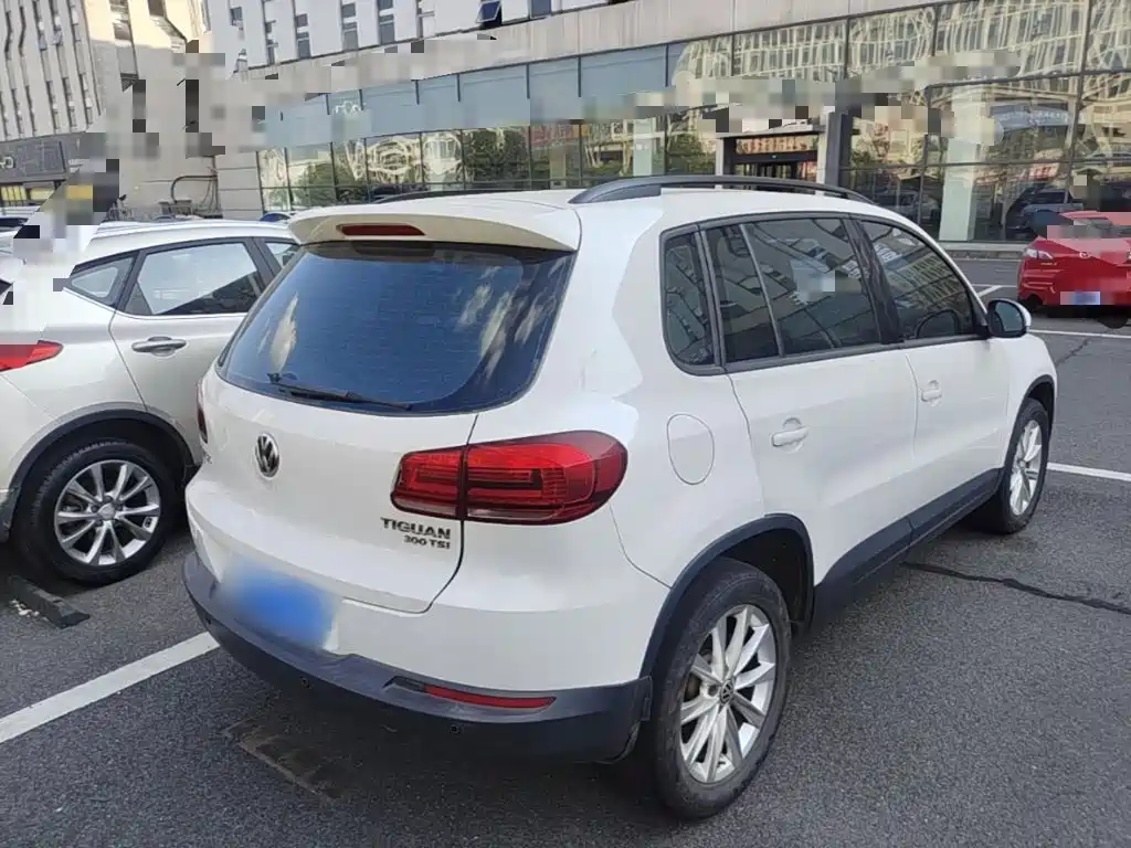Volkswagen Tiguan — миниатюра 7