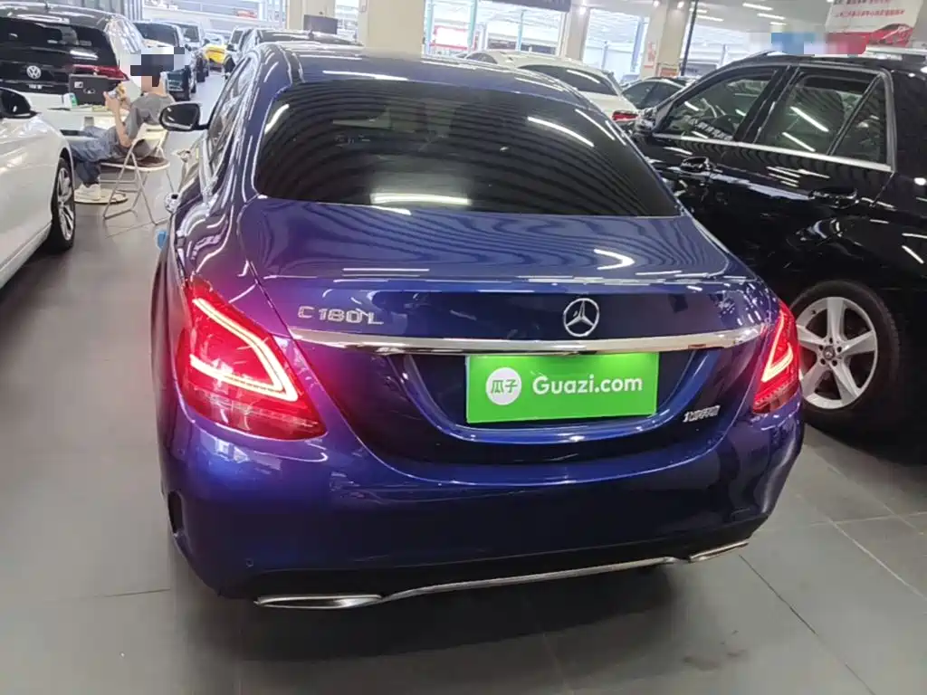 Mercedes-Benz C-Class — миниатюра 6