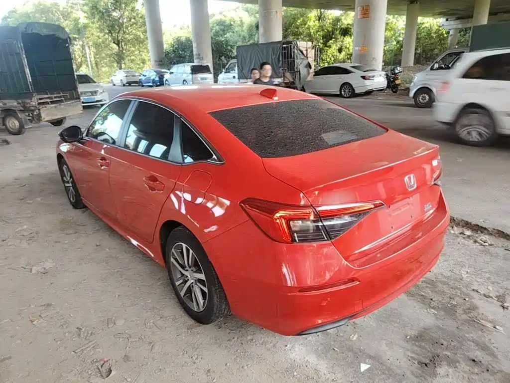Honda Civic — миниатюра 5