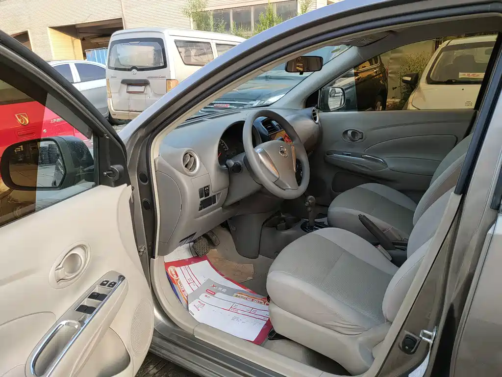 Nissan Sunny — миниатюра 12