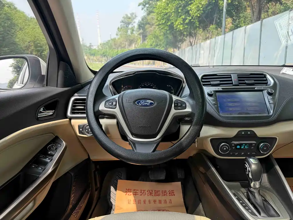 Ford Escort — миниатюра 5