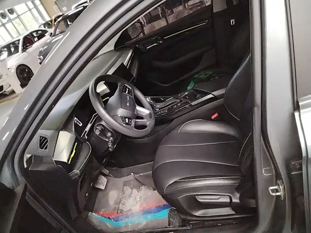 Roewe i5 — миниатюра 16