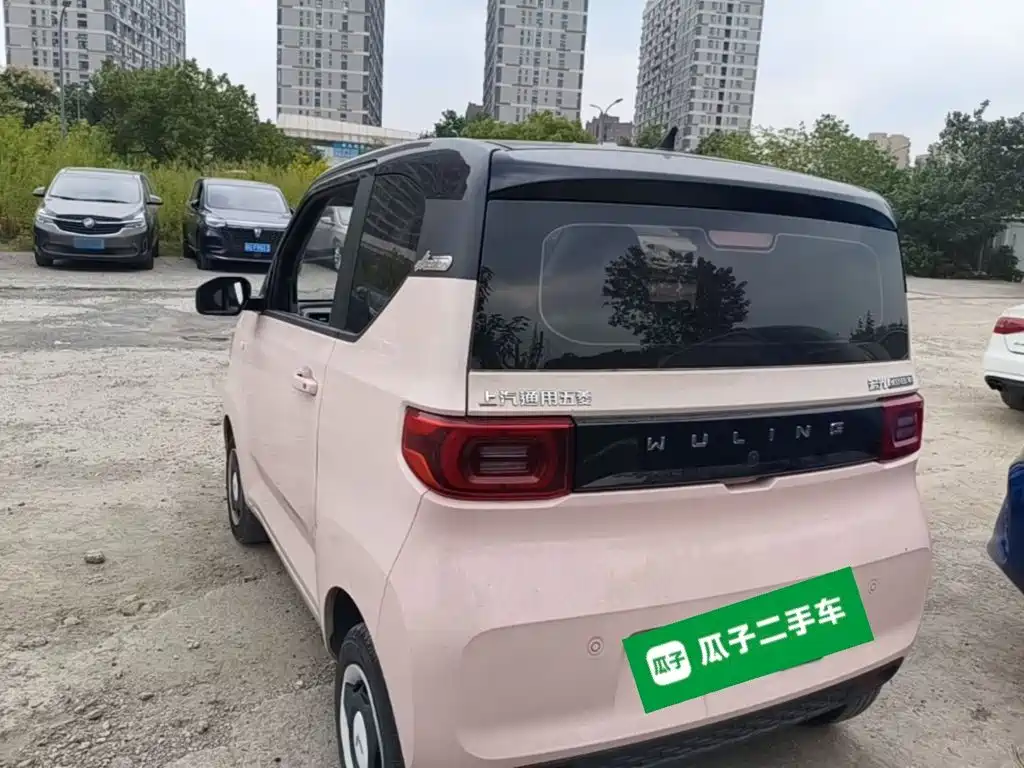 Wuling MINIEV — миниатюра 5