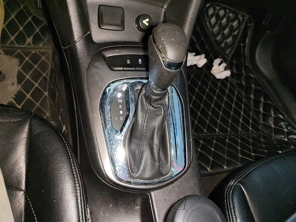 Chevrolet Cruze — миниатюра 14