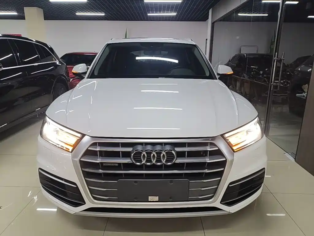Audi Q5L — миниатюра 3