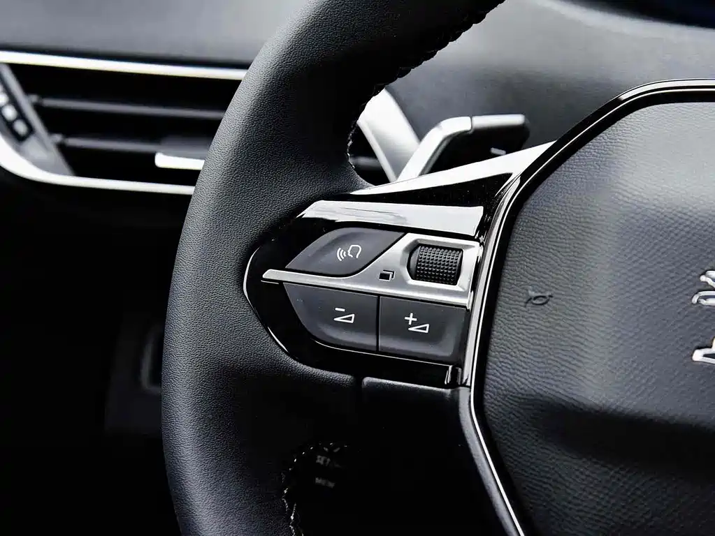 Peugeot 5008 — миниатюра 24