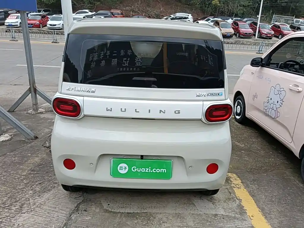 Wuling MINIEV — миниатюра 6