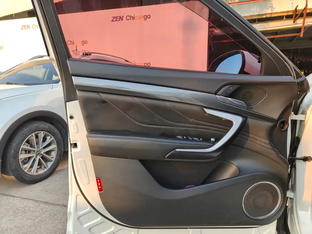 WEI PAI WEI BRAND VV7