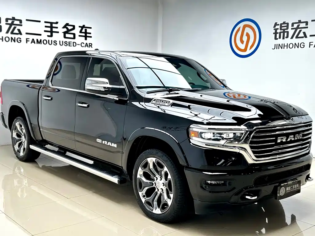 Ram Trucks 2022 5.7L
