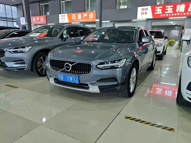 VOLVO V90 2018