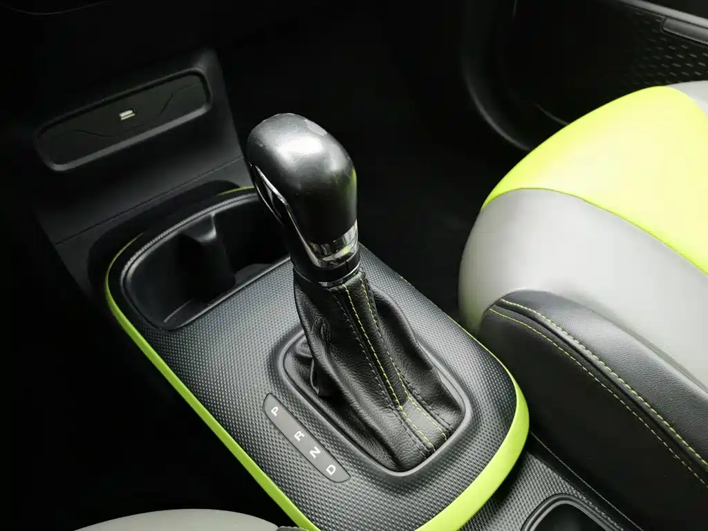 Roewe Clever — миниатюра 13