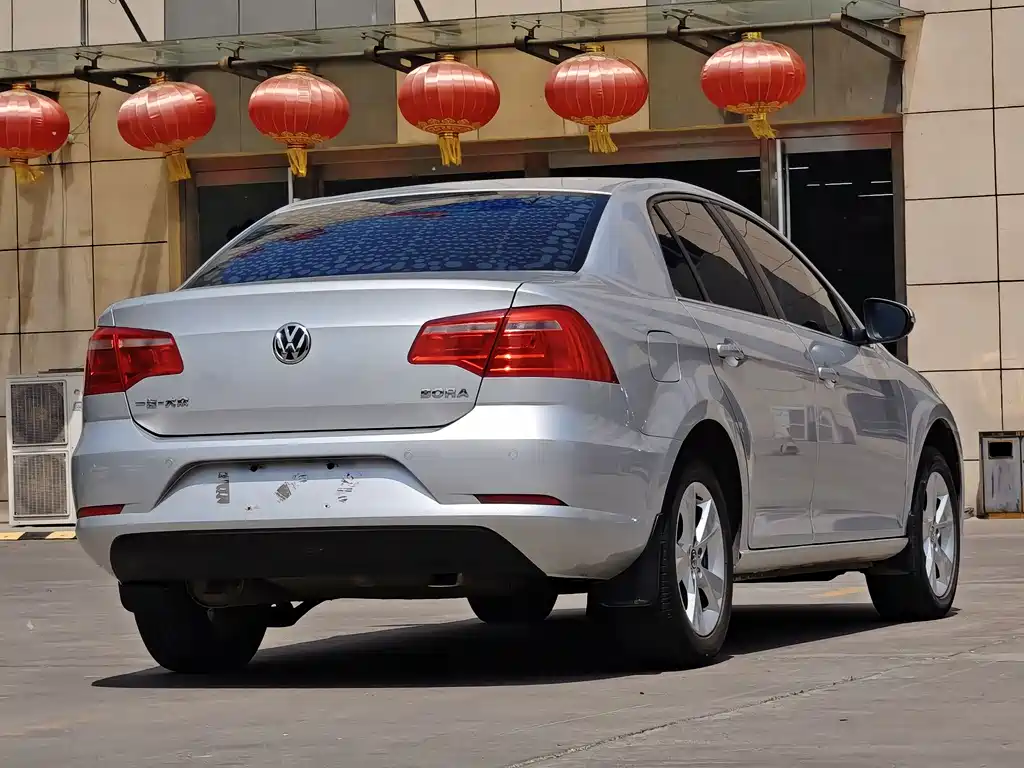 Volkswagen Bora 2014 1.6L AT Comfort