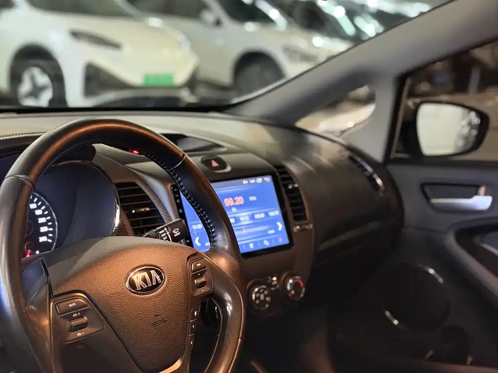 Kia K3 — миниатюра 7