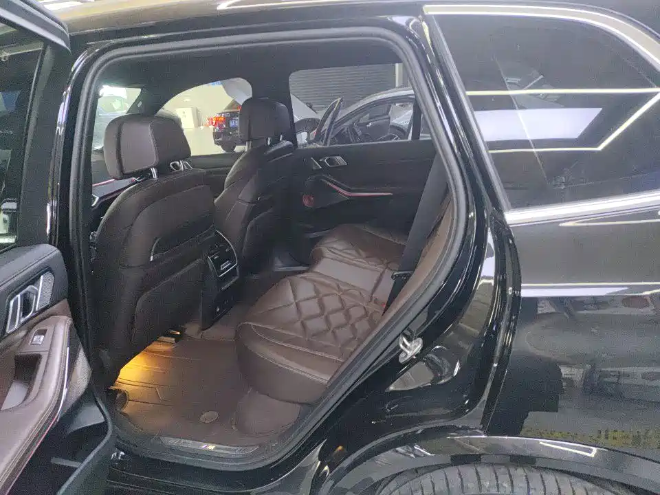 BMW X5 — миниатюра 6