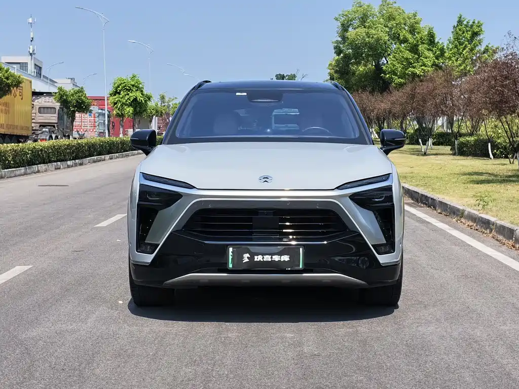 NIO ES8 — миниатюра 2