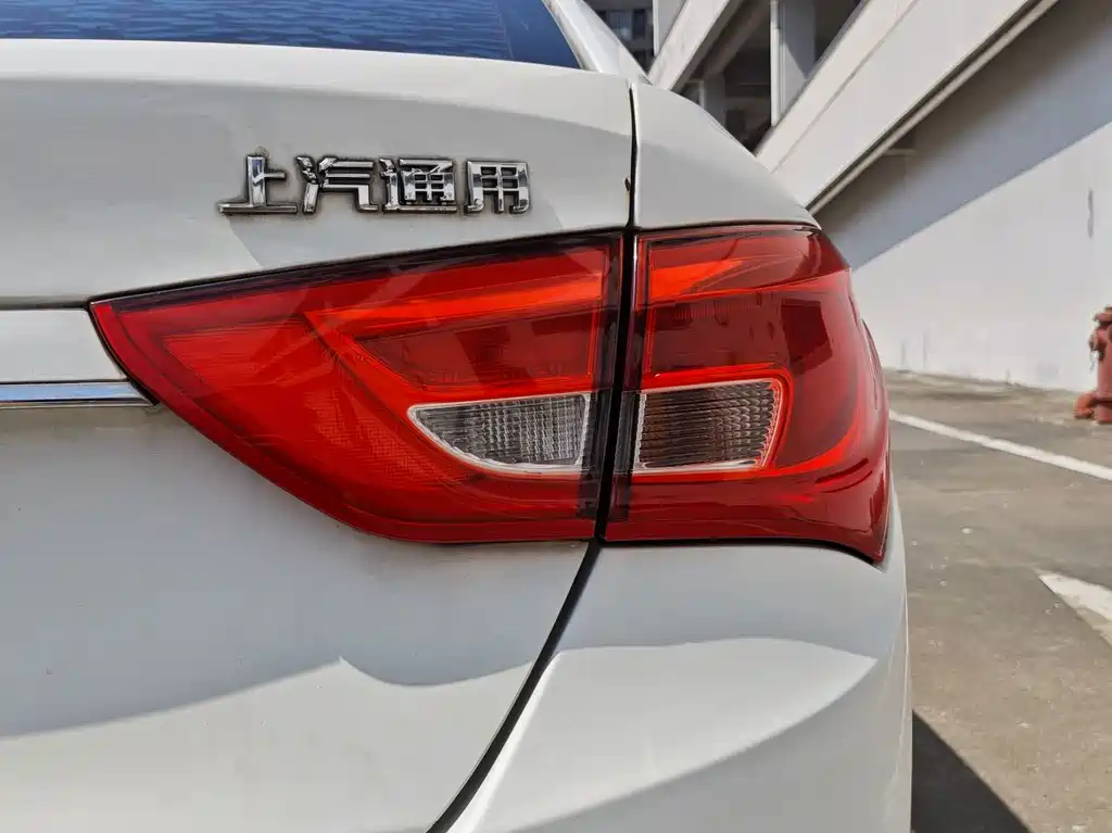 Buick Excelle — миниатюра 15