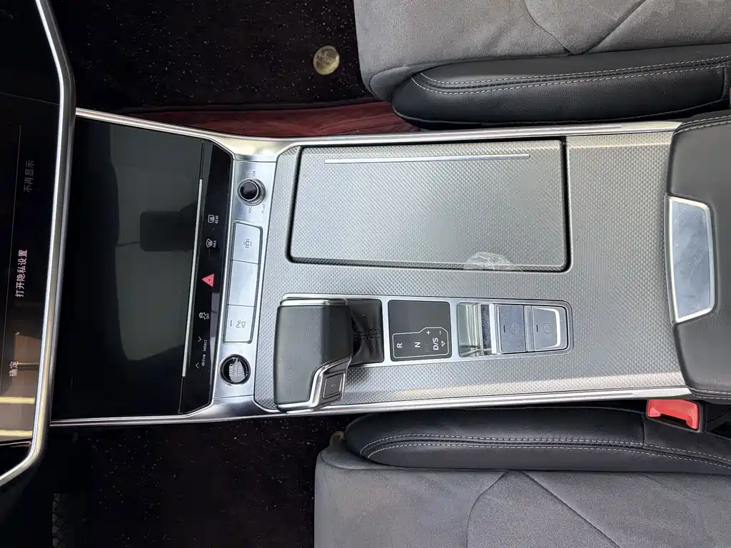 Audi A6L — миниатюра 8
