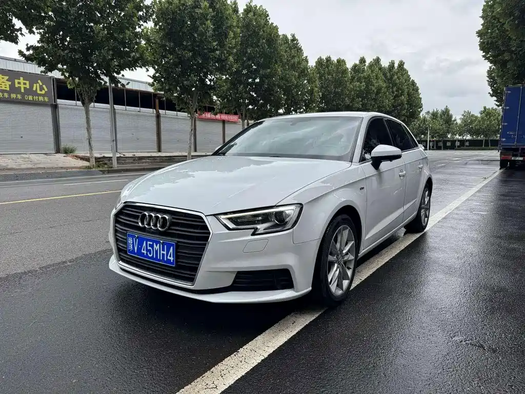 2018 Audi A3 - zdjęcie 1 z 11