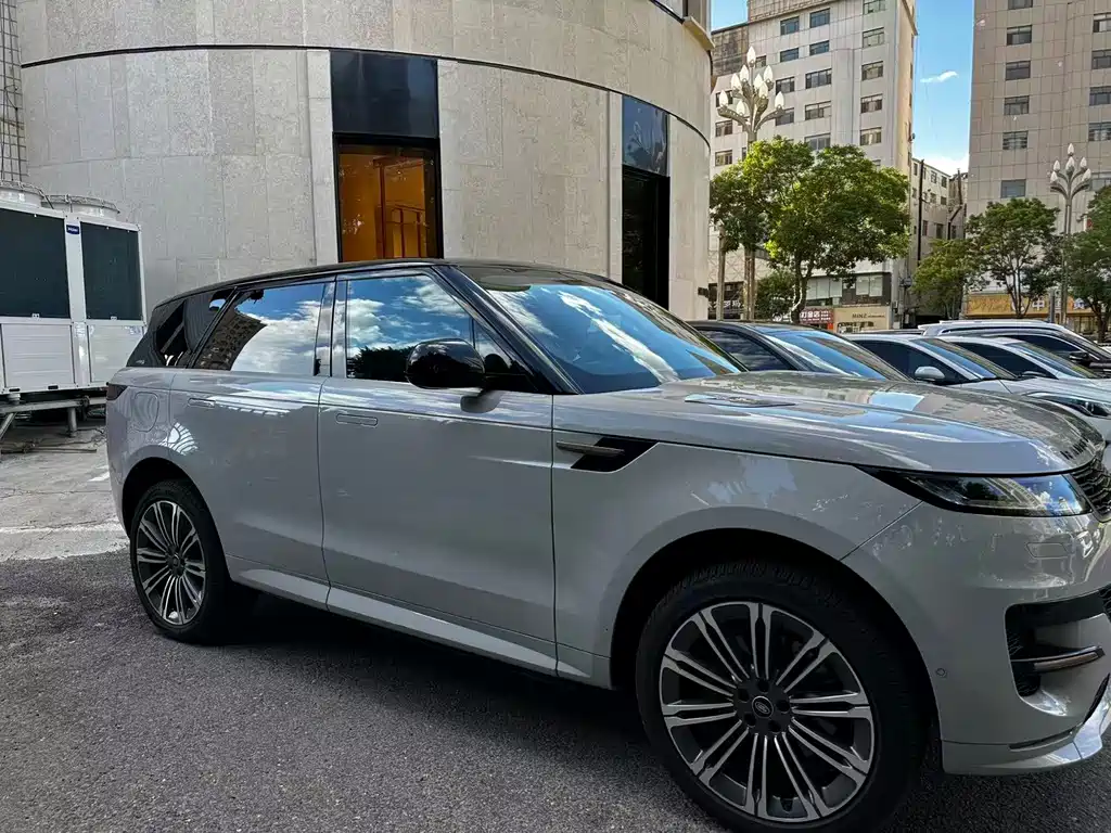 Land Rover Range Rover Sport 2023 400PS Dynamic HSE