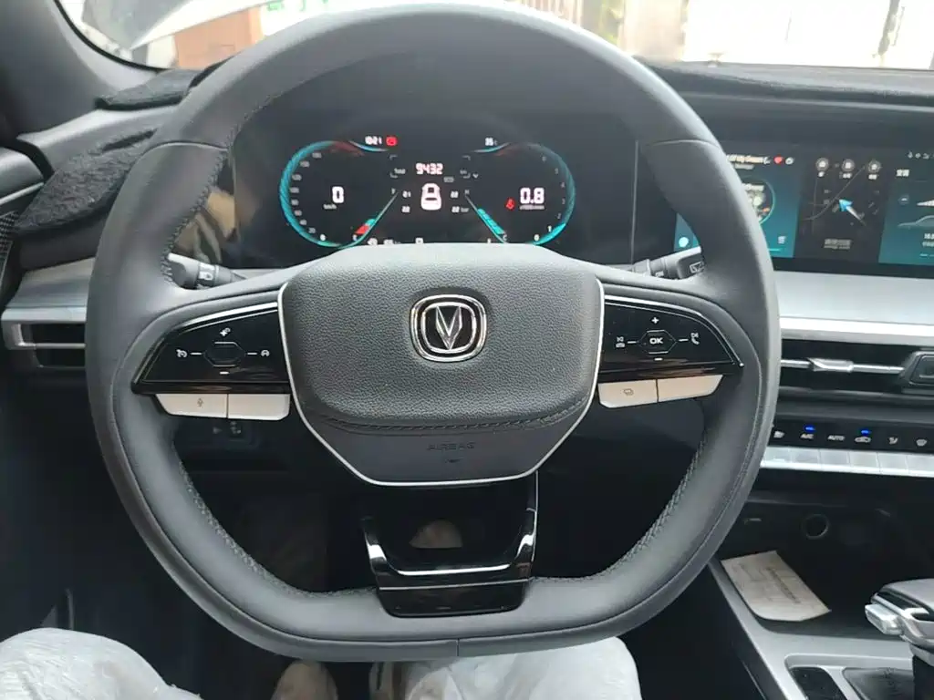 Changan CS35PLUS — миниатюра 11