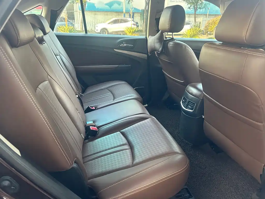 BYD S7 — миниатюра 6