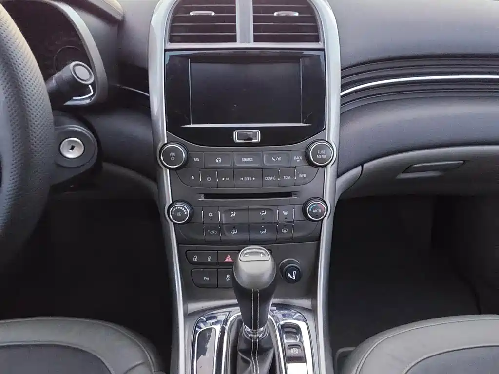 Chevrolet Malibu — миниатюра 15