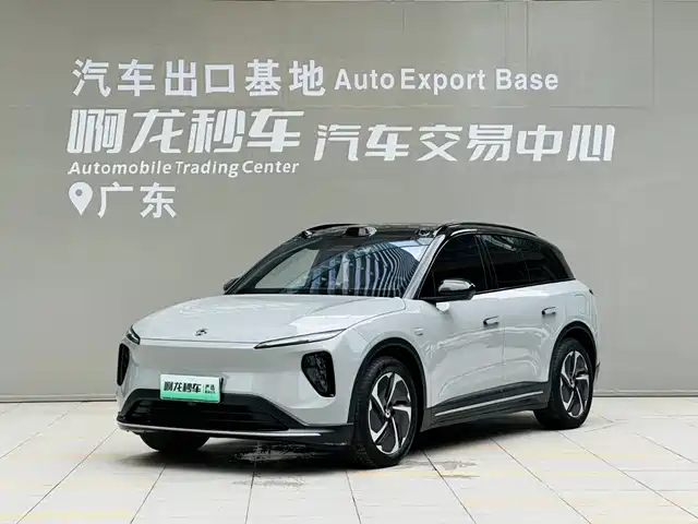 2024 Nio ES6