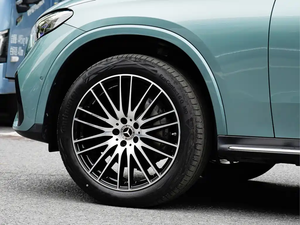 Mercedes-Benz GLC 2025 GLC 300 L 4MATIC Luxury 5 мест