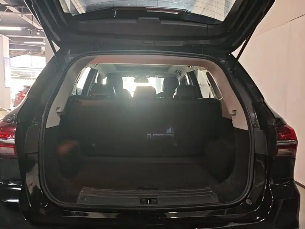 Roewe RX5 — миниатюра 19