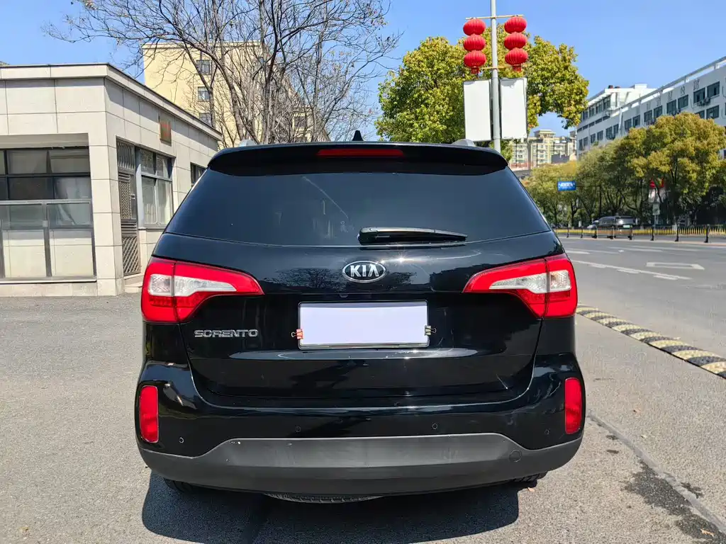 Kia Sorento 2.4L 5 seats Gasoline Luxury Edition, фото 8