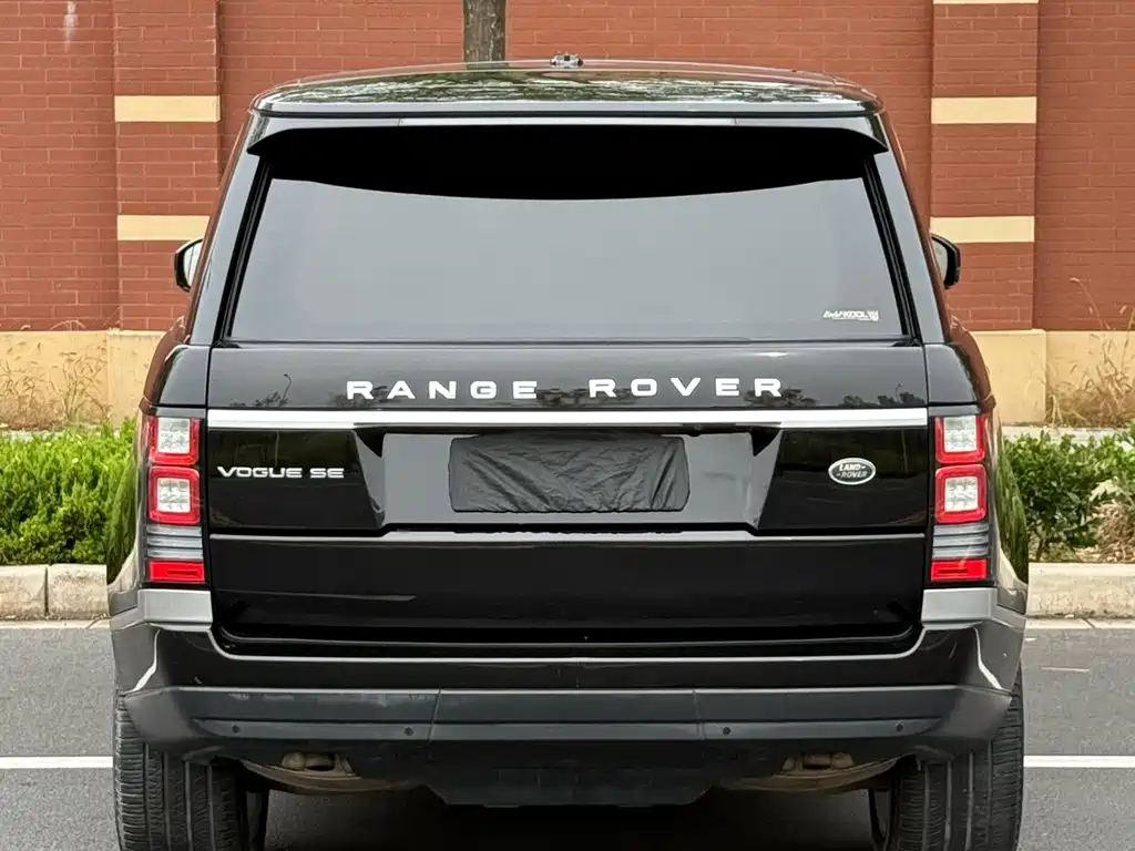 Land Rover Range Rover — миниатюра 4
