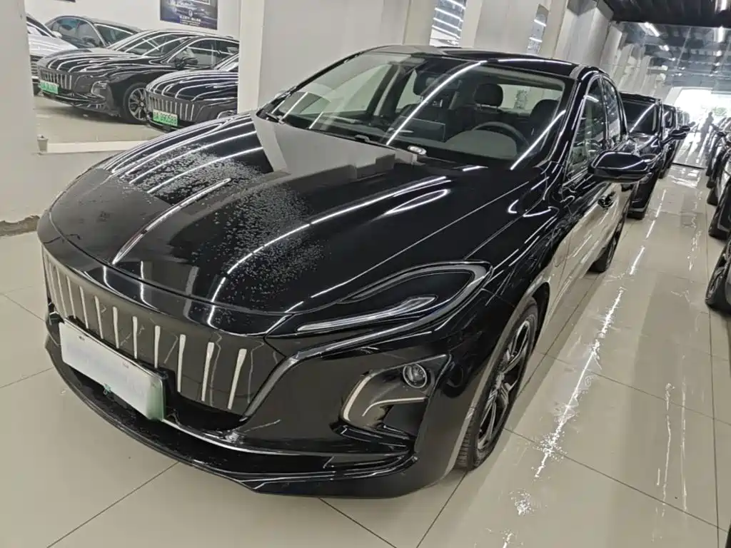 Hongqi Hongqi E-QM5