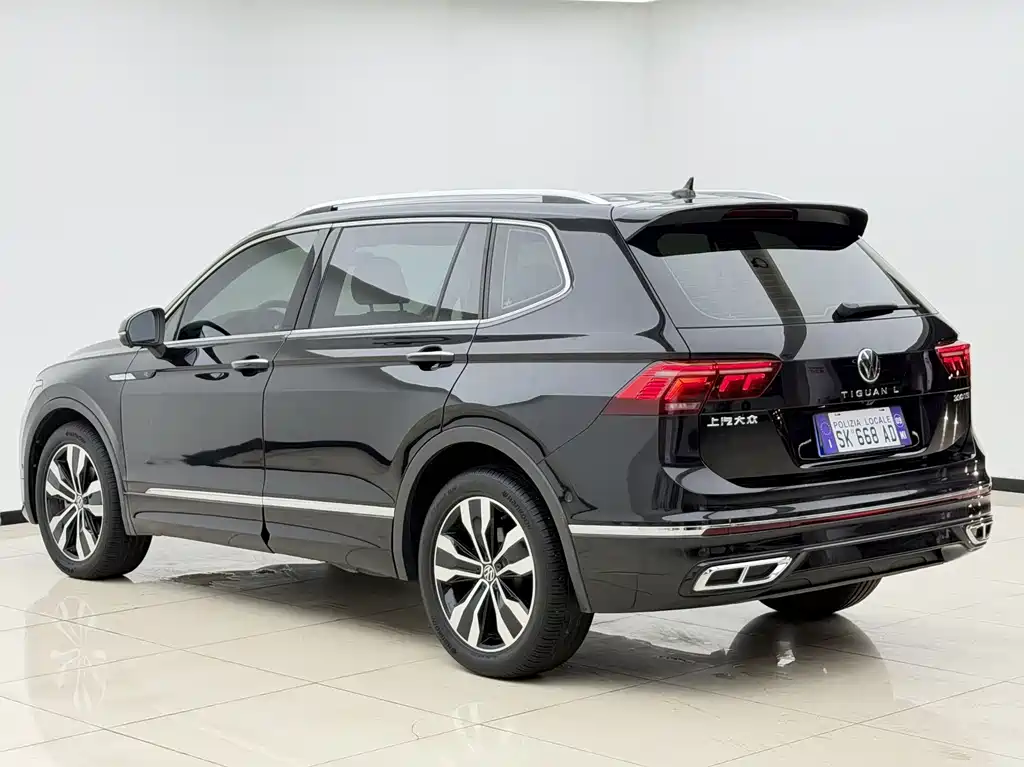 Volkswagen Tiguan L — миниатюра 9