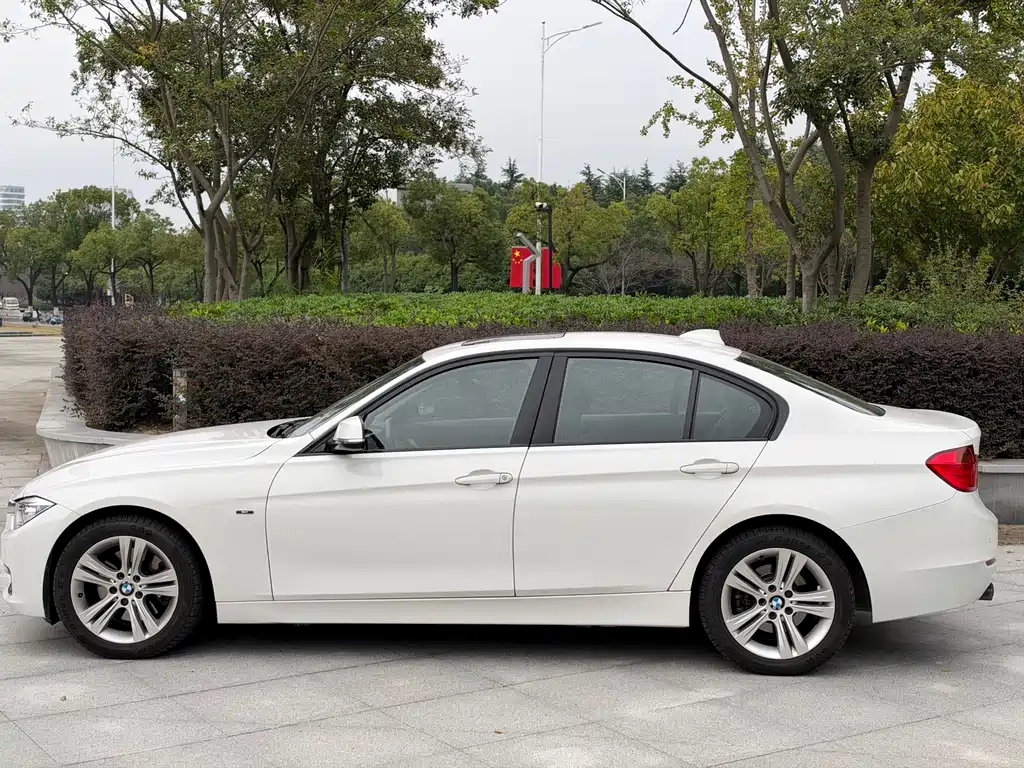 BMW 3 Series (Import) — миниатюра 6