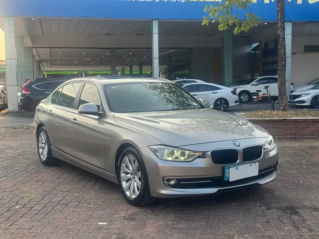 BMW 3 Series — миниатюра 3
