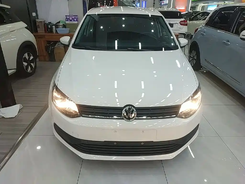 Volkswagen Polo — миниатюра 3